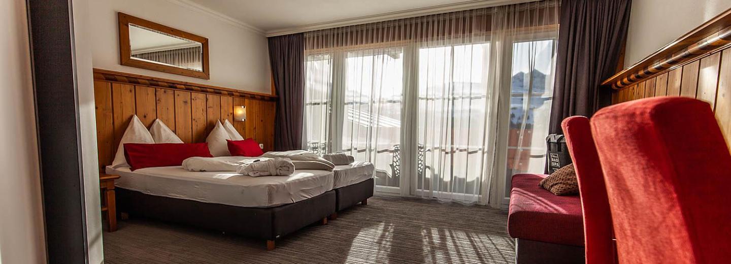 © Eurotours Doppelzimmer Deluxe Balkon