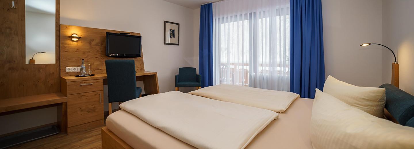 © Eurotours Doppelzimmer Standard Balkon