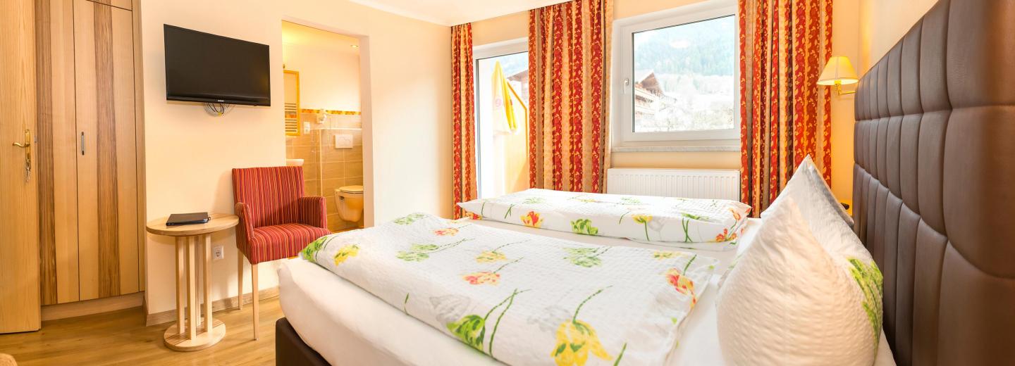 © Eurotours Doppelzimmer Deluxe Balkon