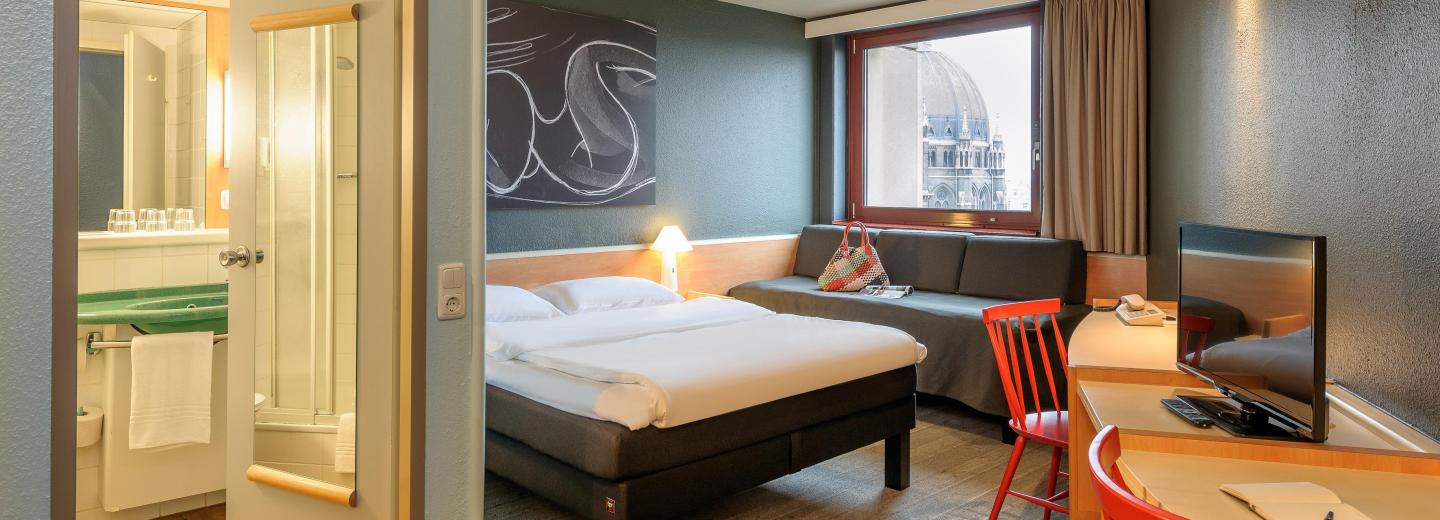 © Eurotours Doppelzimmer Standard