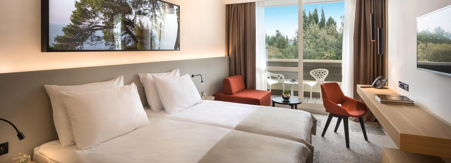 © Eurotours Doppelzimmer Standard Balkon