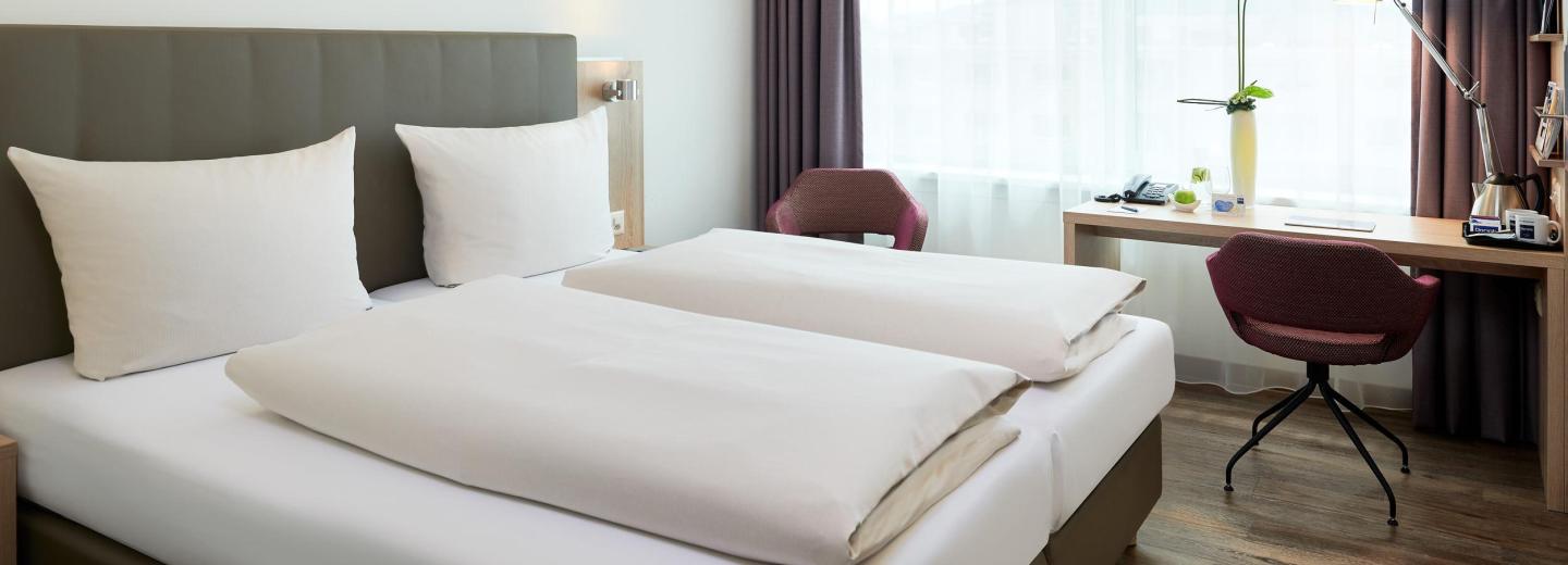 © Eurotours Doppelzimmer Standard "Essential"