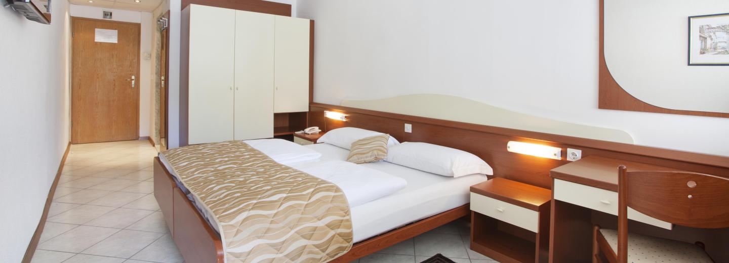© Maslinica hotels & resort Doppelzimmer Superior Balkon Meerseite