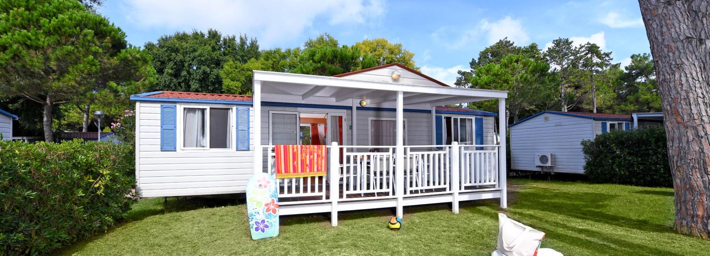 © Eurotours Mobile Home Standard Terrasse Gartenblick "Trend"