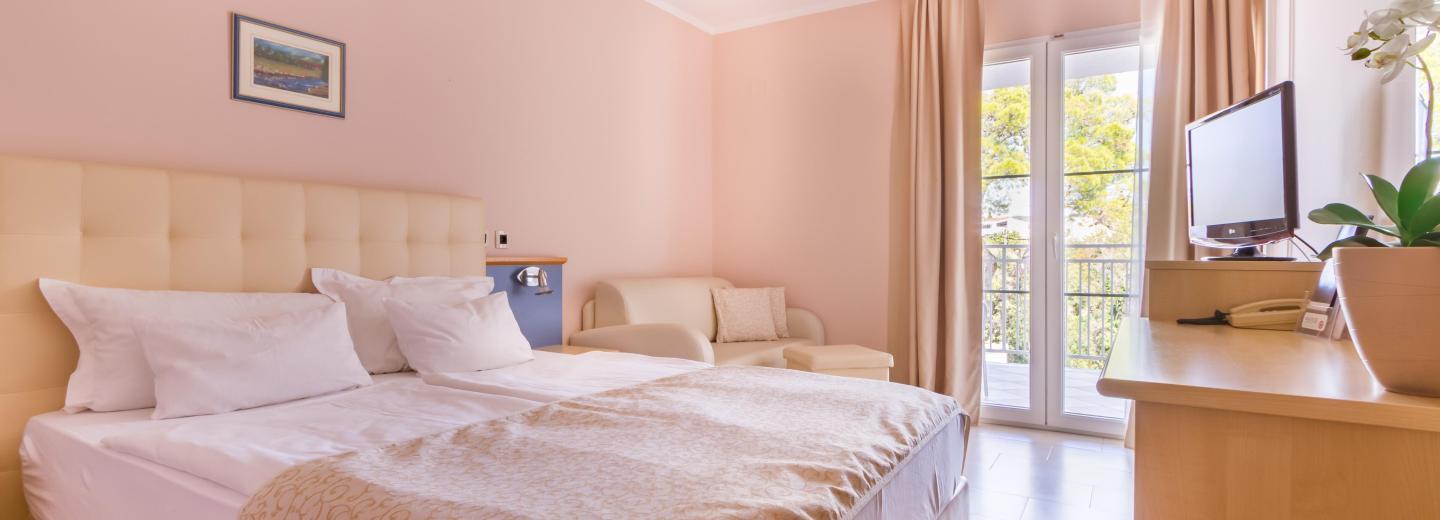 © Eurotours Doppelzimmer Standard Balkon Parkblick