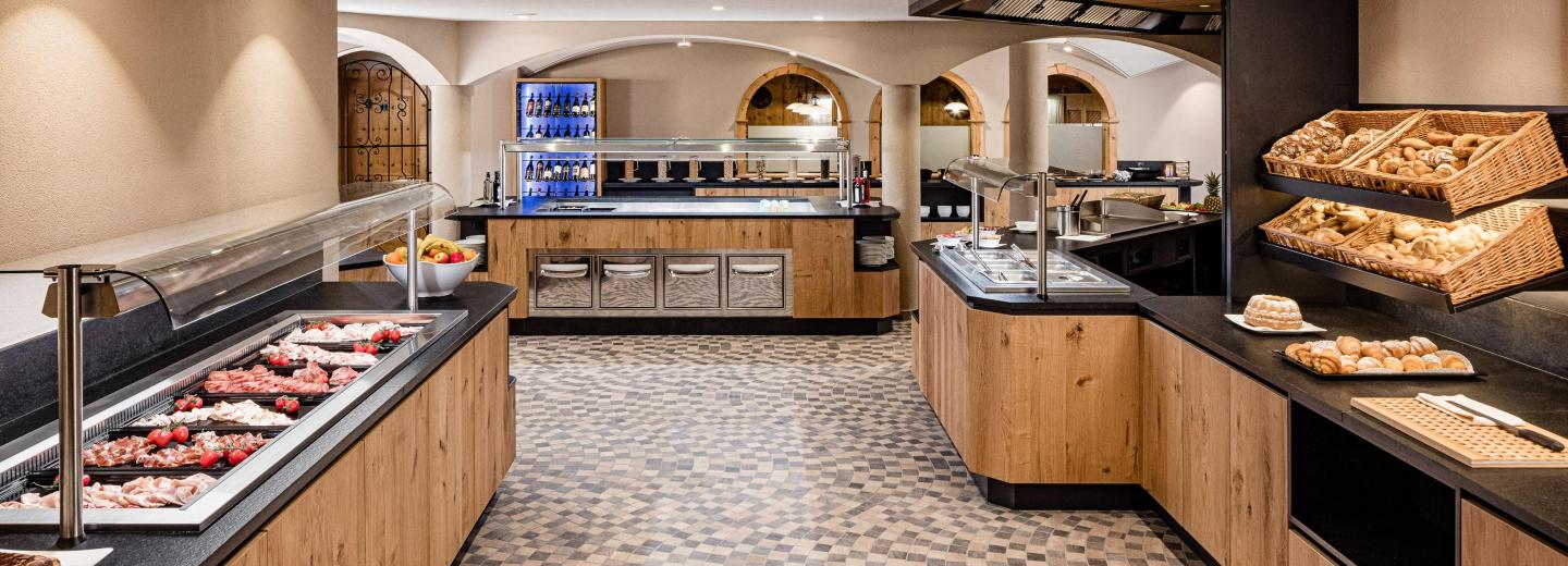 © Schneeberg Hotels Frühstücksbuffet, Hotel Schneeberg - Family Resort & Spa