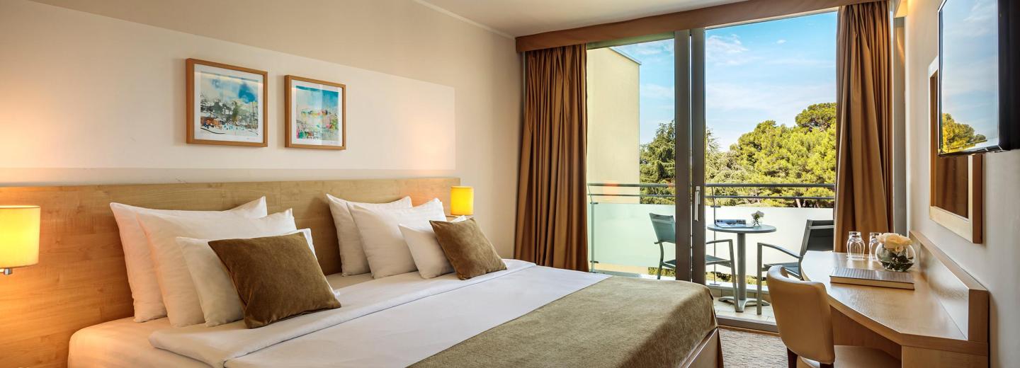 © Valamar Riviera d.d. Beispiel Doppelzimmer Superior Balkon, Valamar PARENTINO Hotel