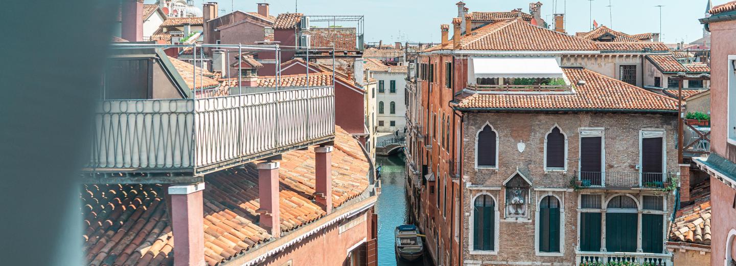 © Eurotours Mit der Gondel durch Venedig