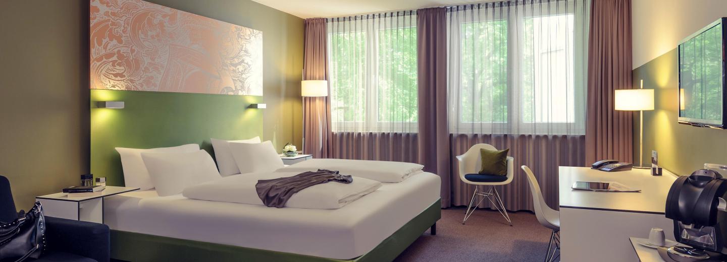 © Eurotours Beispiel Familienzimmer Standard, Congress Hotel Mercure Nürnberg an der Messe