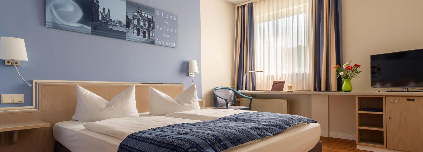 © Eurotours Beispiel Doppelzimmer mit Zustellbett, Hotel Novalis Dresden