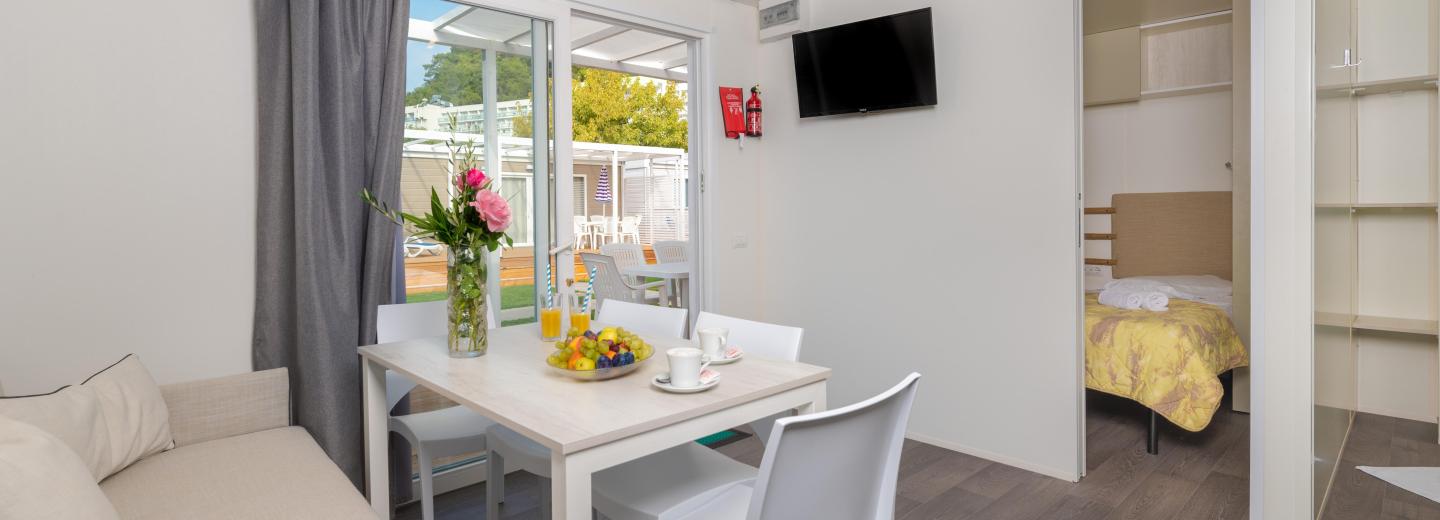 © Eurotours Mobile Home Standard Terrasse "4-5 Personen"