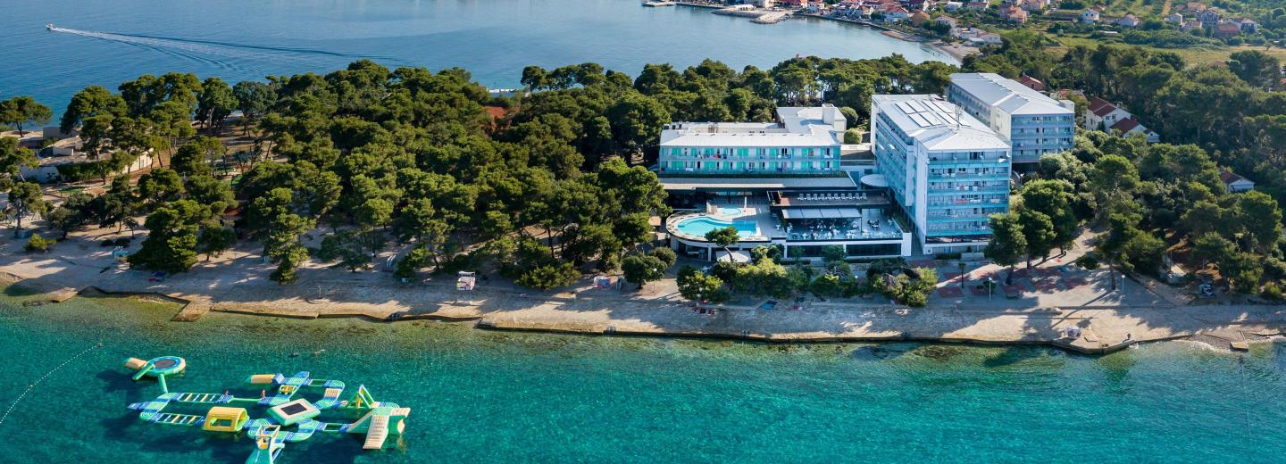 © Eurotours Hotel Pinija