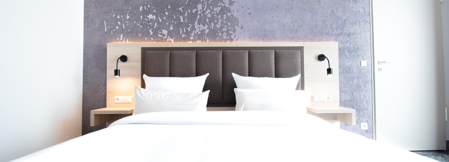 © Eurotours Beispiel Doppelzimmer Standard, The Taste Hotel Heidenheim