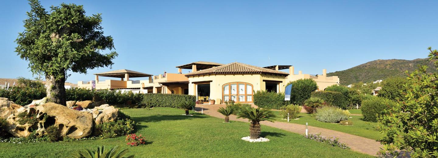 © Eurotours Budoni: mit der Fähre nach Sardinien