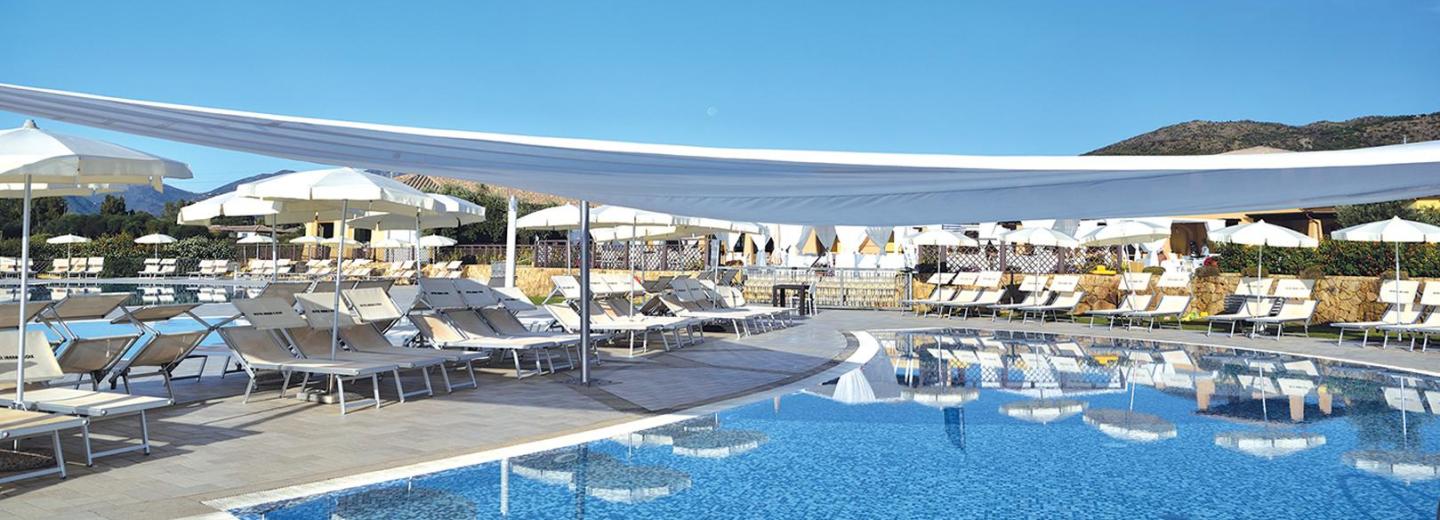 © Eurotours Budoni: mit der Fähre nach Sardinien