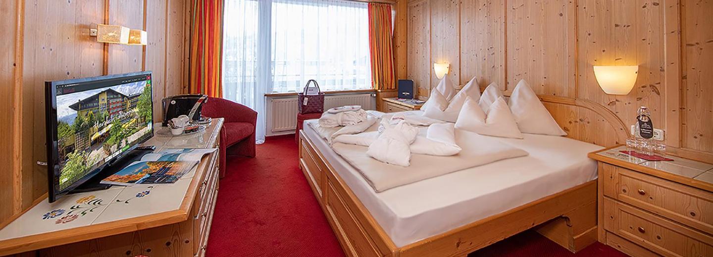 © Eurotours Familienzimmer Superior Enzian, Hotel Latini