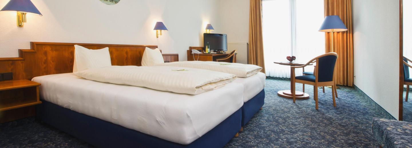 © Eurotours Doppelzimmer Balkon Classic, Alpina Lodge Hotel