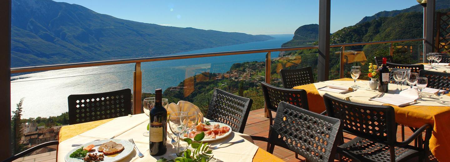 © Eurotours Hotel Pineta Campi