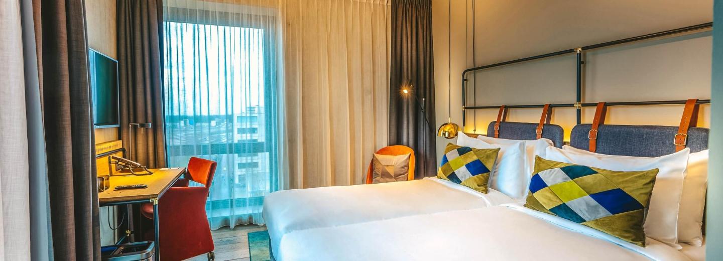 © Eurotours Beispielzimmer, Four Elements Hotel Amsterdam
