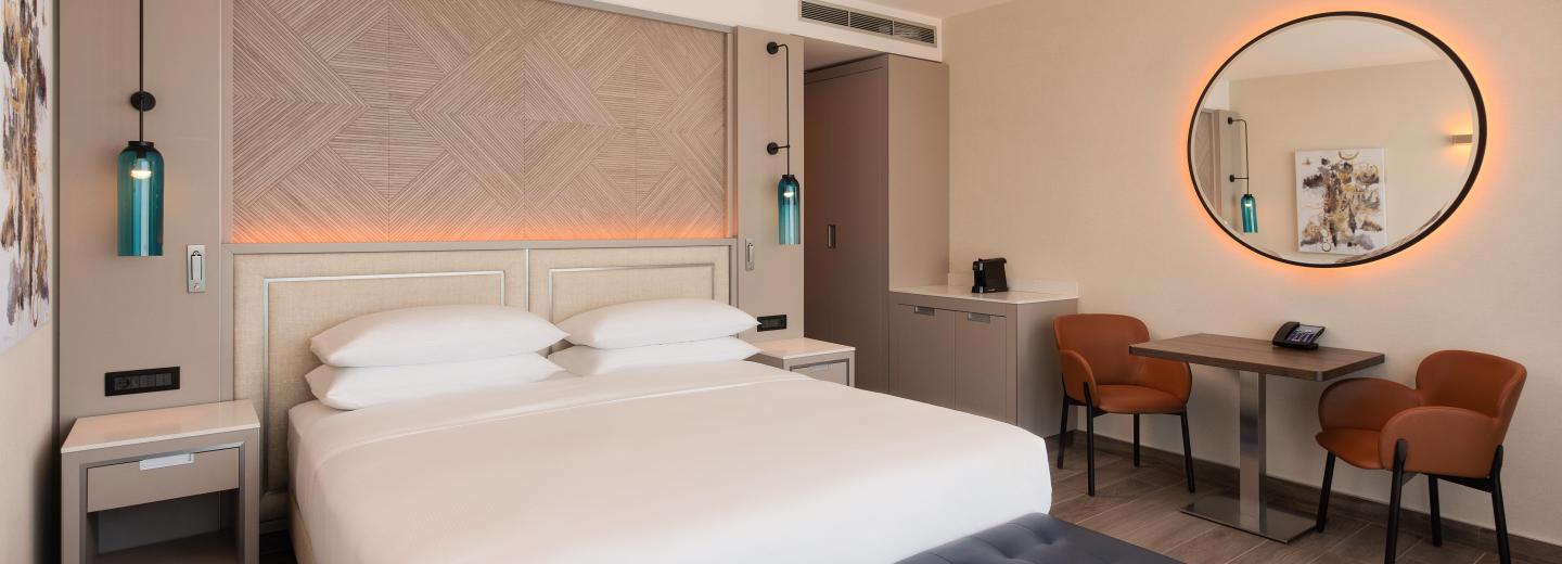 © Eurotours Doppelzimmer "king guest room"