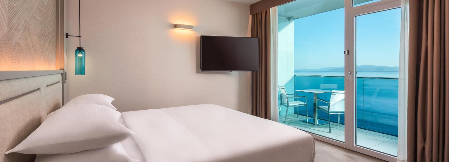 © Eurotours Suite "villa king one bed"