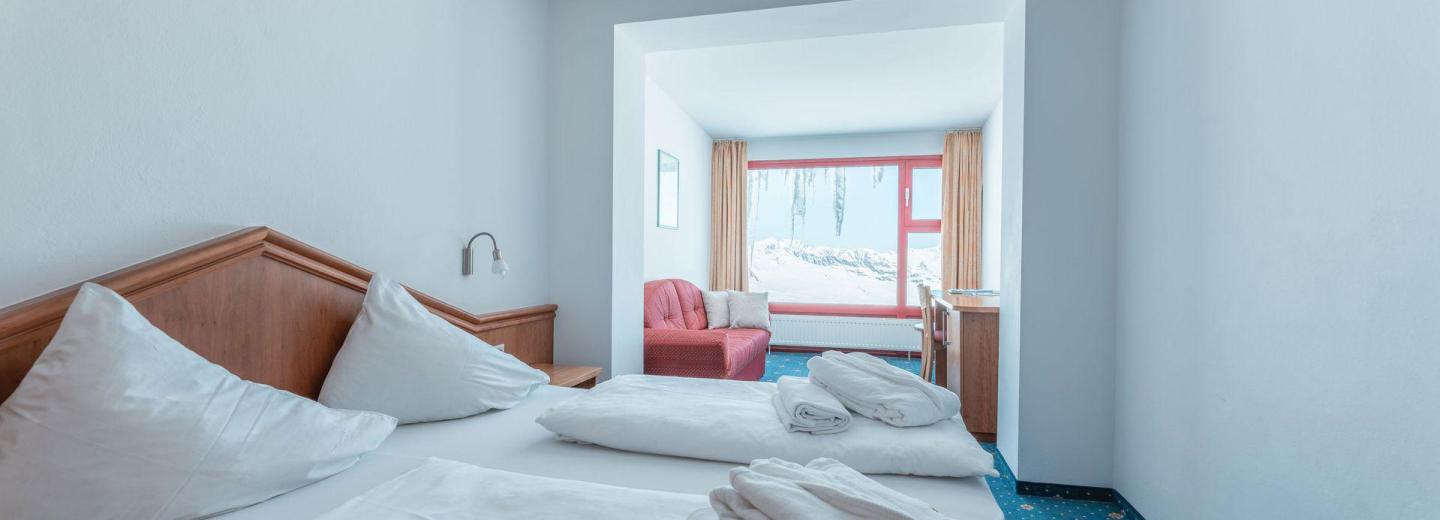 © Eurotours Beispielzimmer, Glacier Hotel Grawand