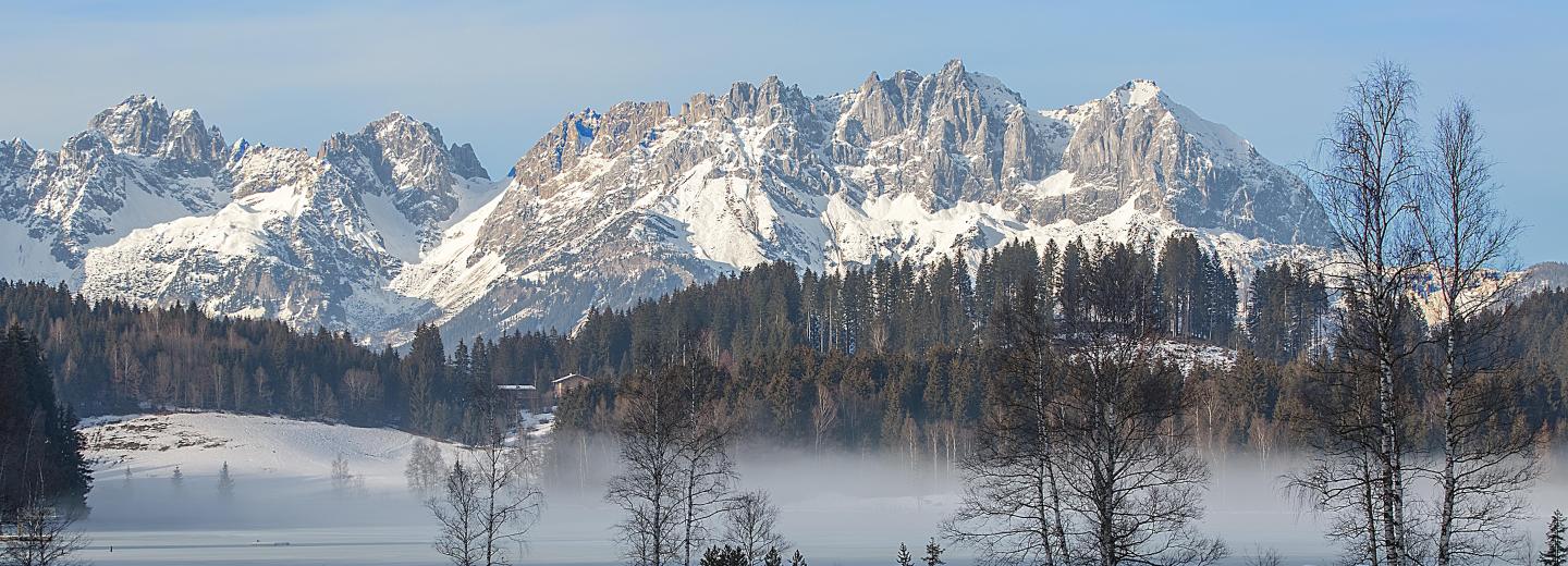 © Eurotours Schwarzsee Kitzbühel mit Bergpanorama vom Wilden Kaiser
