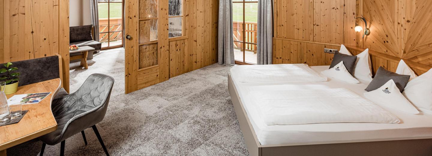 © Eurotours Suite Balkon Schneeberg