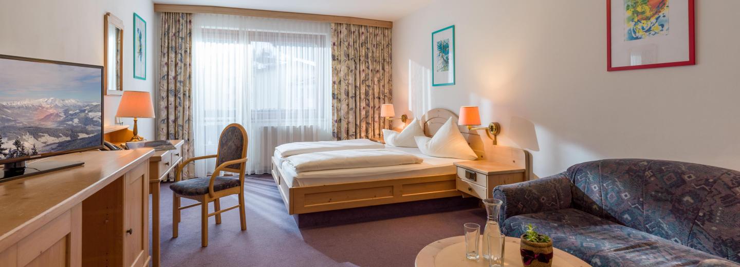 © Eurotours Doppelzimmer Standard Balkon
