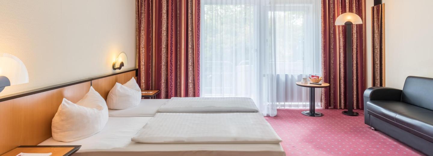 © Eurotours Zimmerbeispiel