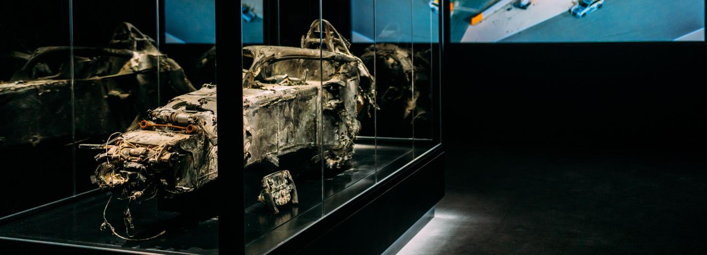 © The F1 logo, FORMULA 1, F1, GRAND PRIX and related marks are trademarks of Formula One Licensing BV, a Formula 1 company.All rights reserved.In partnership with F1, the Formula 1 Exhibition is produced by Round Room Live and Pathfinder Live Formula1® Die Ausstellung