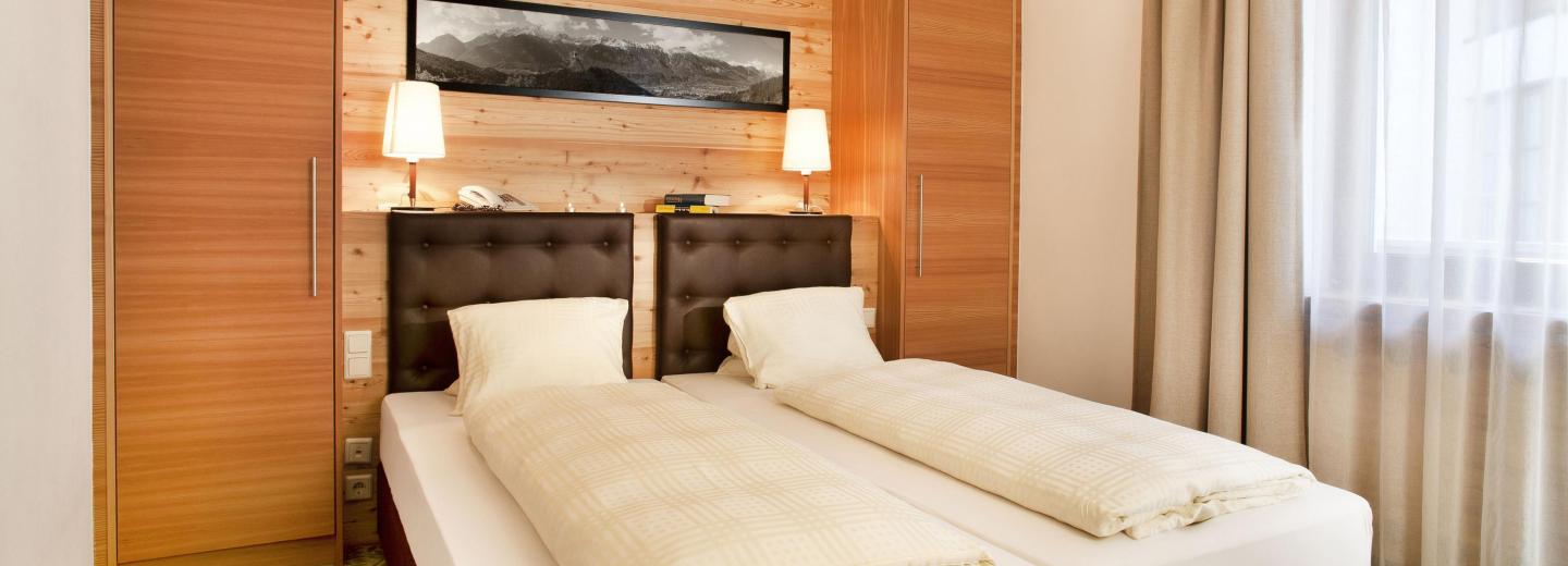 © Eurotours Beispiel Standard Doppelzimmer