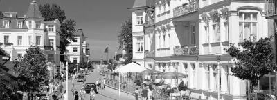 9817010/binz-zentrum-376_1742980923846.jpg