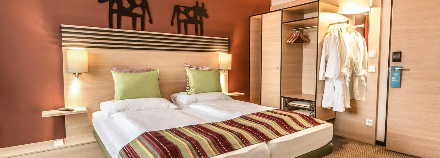 © Eurotours Zimmerbeispiel: Classic Doppelzimmer