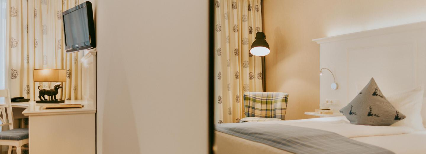 © Eurotours Zimmerbeispiel, Doppelzimmer (DZ) "Gästezimmer"