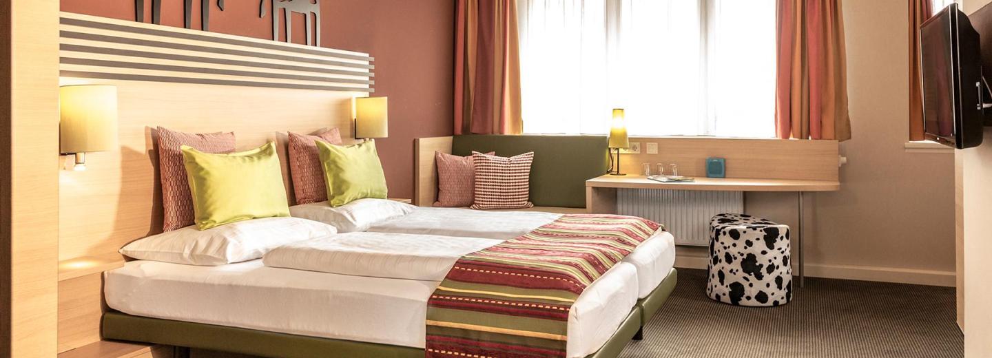 © Eurotours Zimmerbeispiel, Doppelzimmer „Standard DUO“