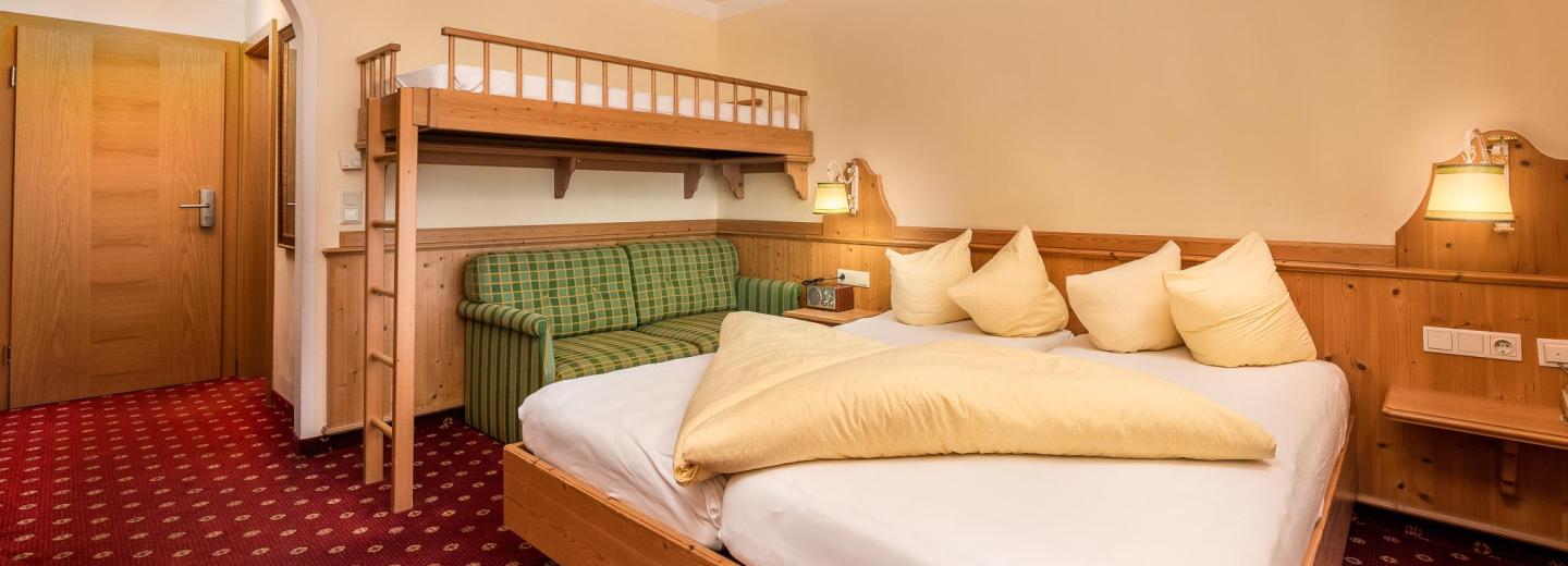 Zimmerbeispiel: Familienzimmer Balkon