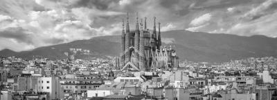 9828259/vbg227603-la-sagrada-familia-in-barcelona_1761135890895.jpg