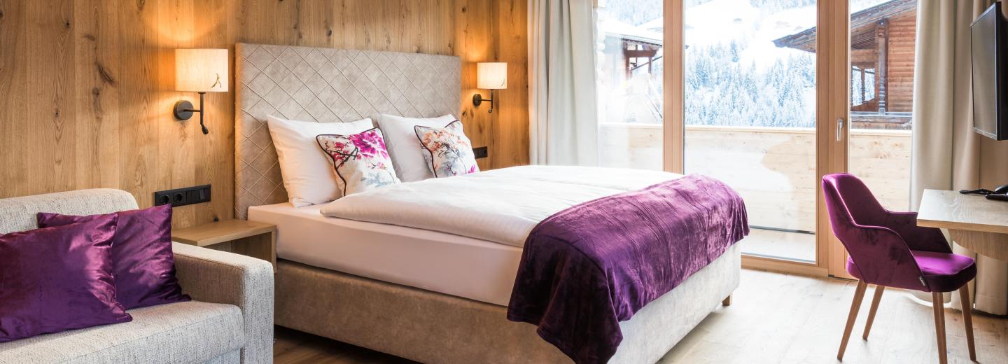 Zimmerbeispiel, Doppelzimmer Standard Balkon «Wolkenmeer»