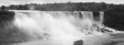 9828959/niagarafalle-herbst-istock-73995563-xlarge_1762264994024.jpg