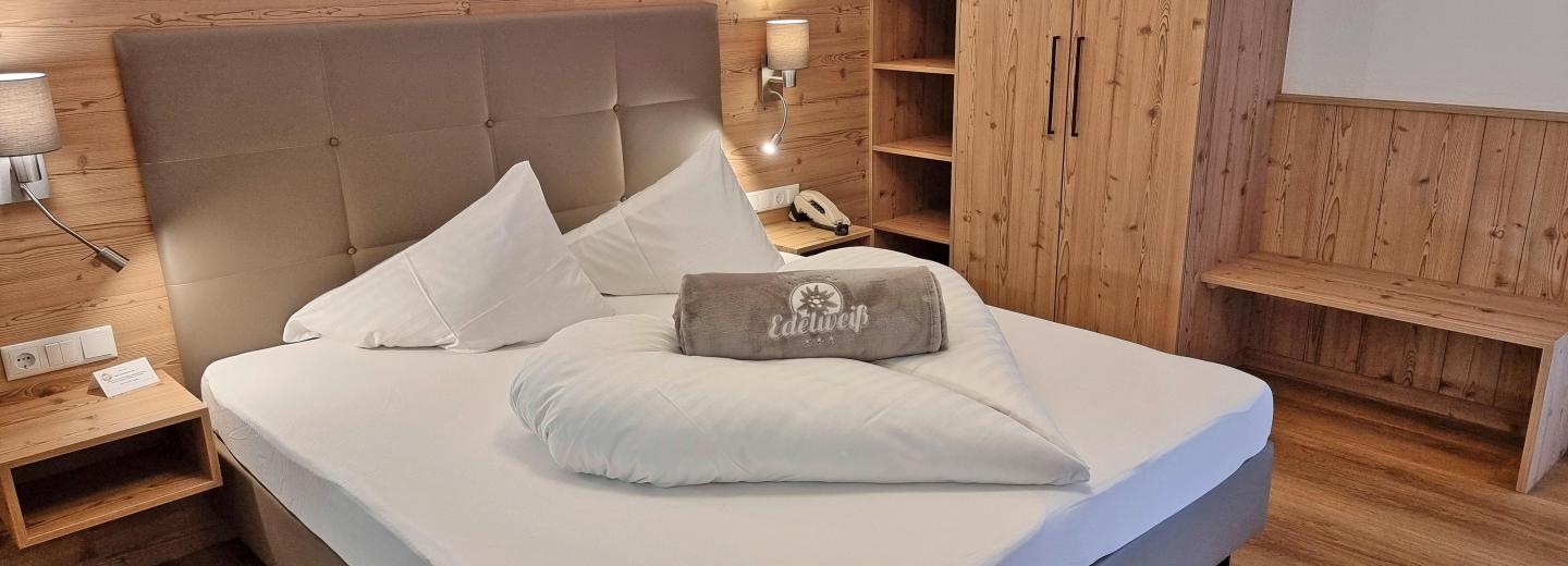 Zimmerbeispiel, Standard Doppelzimmer Balkon