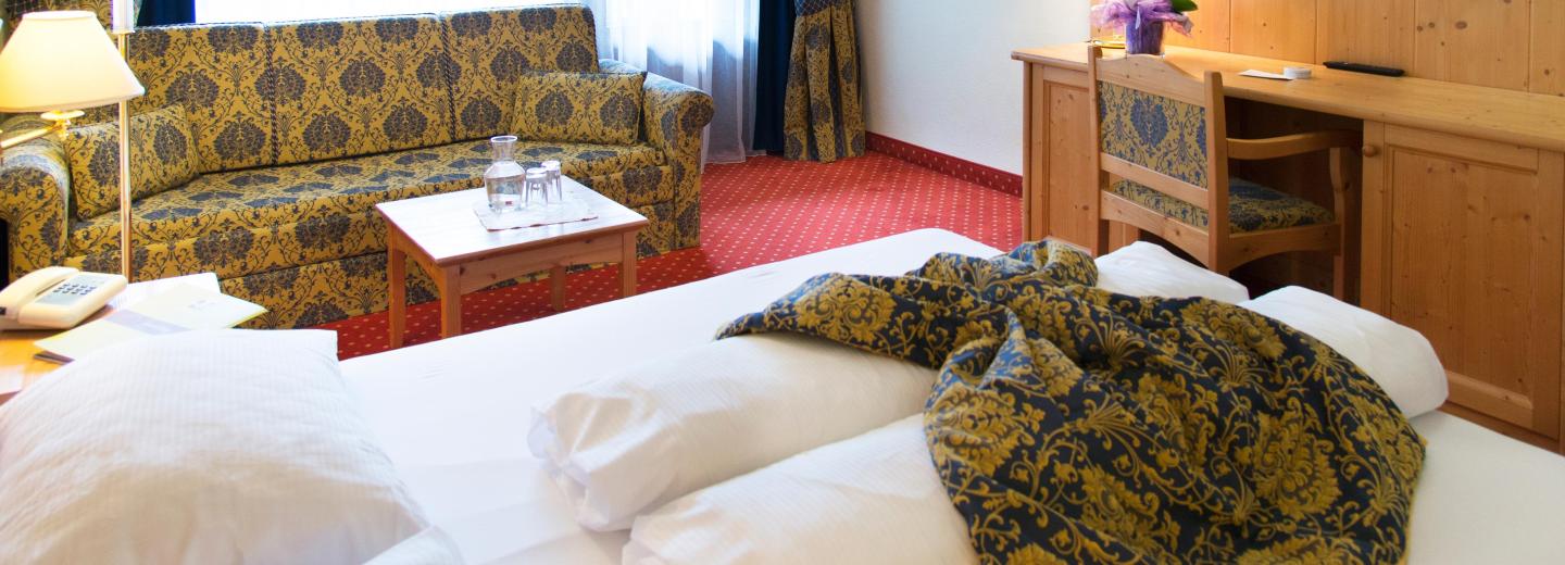 Zimmerbeispiel: Vierbettzimmer Balkon