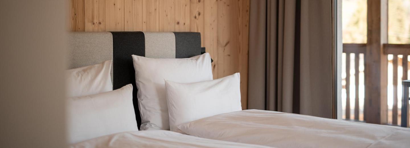 Zimmerbeispiel, Doppelzimmer Deluxe Balkon "Diana"