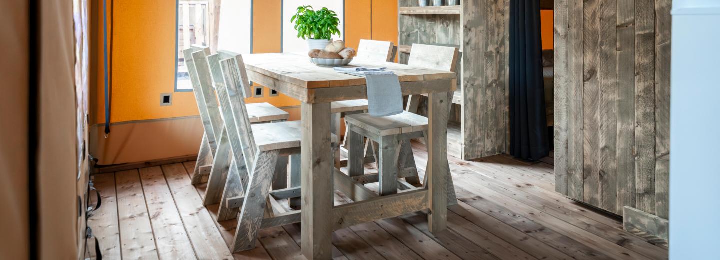 Beispiel Lodge Glamping Terrace made of wood '30'