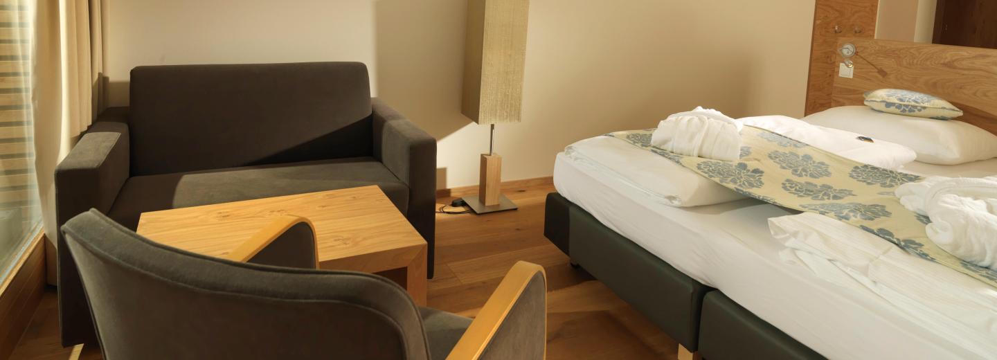 Zimmerbeispiel: Dreibettzimmer Standard Balkon "Seeparadies"