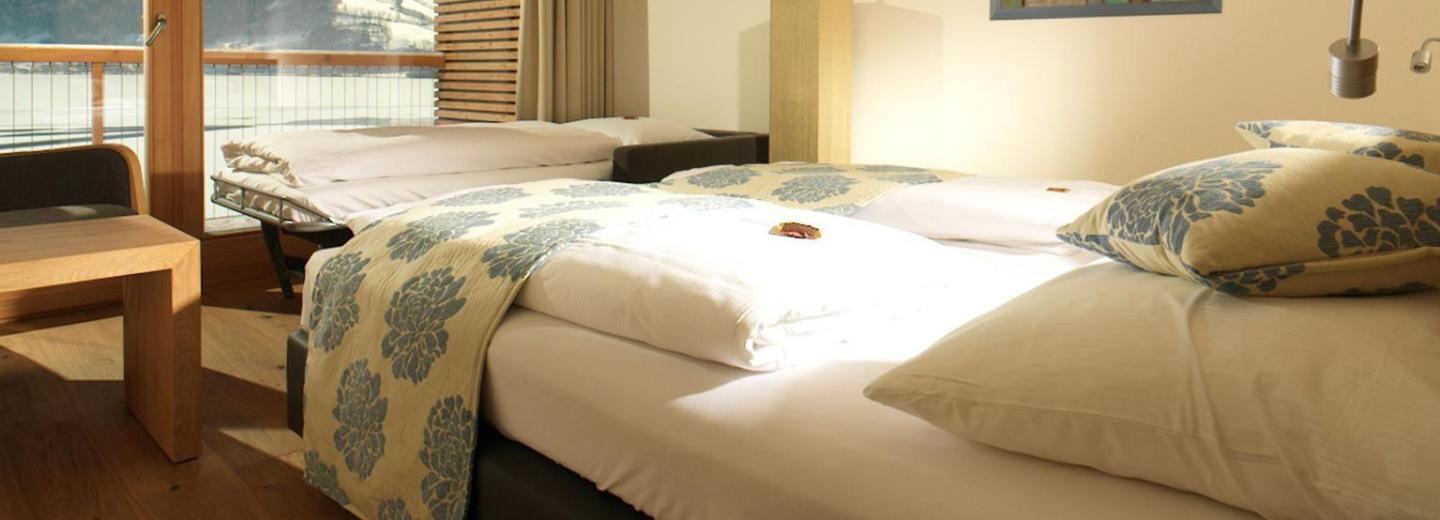 Zimmerbeispiel: Dreibettzimmer Standard Balkon "Seeparadies"